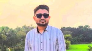 ডেমরায় কাভার্ড ভ্যানের ধাক্কায় যুবকের মৃত্যু:থানায় অপমৃত্যু মামলা
